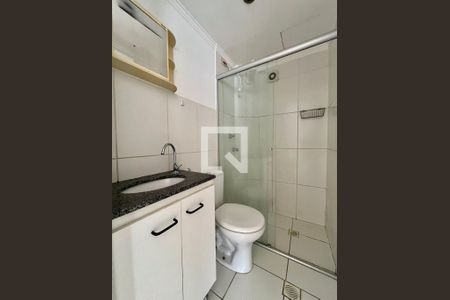 Banheiro de apartamento à venda com 3 quartos, 56m² em Jardim Nova Europa, Campinas