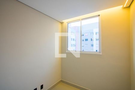 Quarto 2 de apartamento para alugar com 2 quartos, 37m² em Jardim, Santo André