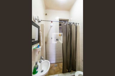 Banheiro de casa para alugar com 1 quarto, 55m² em Vila da Penha, Rio de Janeiro