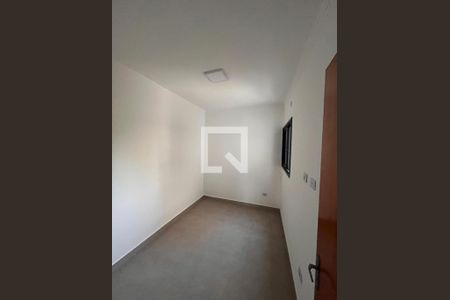 Quarto de casa de condomínio para alugar com 2 quartos, 52m² em Vila Caiçara, Praia Grande