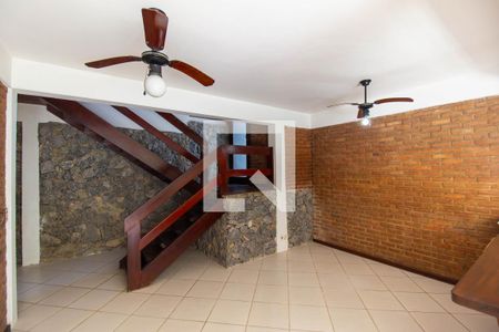 Casa de Condomínio para alugar com 3 quartos, 318m² em Piratininga, Niterói
