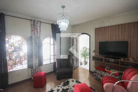 Casa à venda com 3 quartos, 250m² em Sapopemba, São Paulo