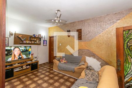 Sala de casa para alugar com 3 quartos, 400m² em Irajá, Rio de Janeiro