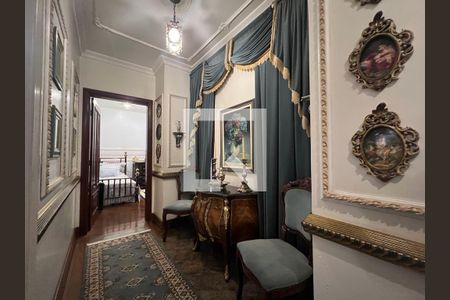 Sala de casa à venda com 4 quartos, 416m² em Residencial Quatro (Alphaville), Santana de Parnaíba