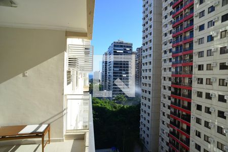 Varanda de apartamento à venda com 3 quartos, 79m² em Barra da Tijuca, Rio de Janeiro