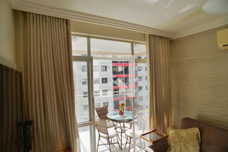 Sala de apartamento à venda com 3 quartos, 79m² em Barra da Tijuca, Rio de Janeiro
