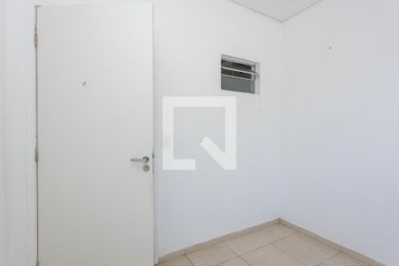 Quarto 1 de casa para alugar com 3 quartos, 65m² em Jardim Figueira Grande, São Paulo
