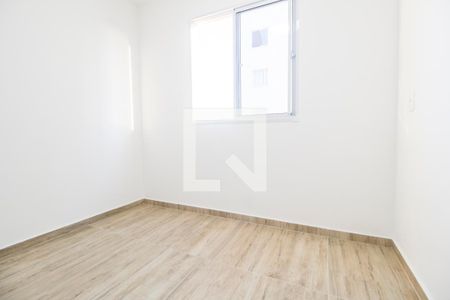 Quarto 1 de apartamento para alugar com 2 quartos, 38m² em Alto de Santa Lucia, Carapicuíba
