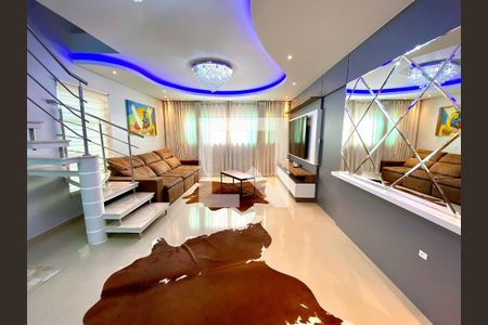 Sala de casa para alugar com 4 quartos, 250m² em San Marino, São José