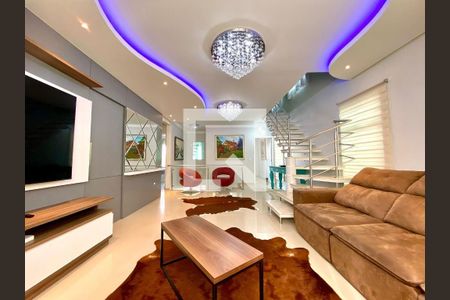 Sala de casa para alugar com 4 quartos, 250m² em San Marino, São José