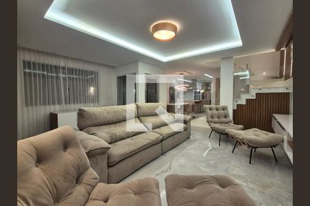 Casa de Condomínio para alugar com 5 quartos, 350m² em Vargem Grande, Rio de Janeiro