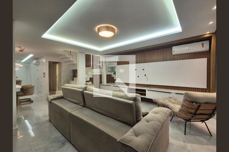 Casa de Condomínio para alugar com 5 quartos, 350m² em Vargem Grande, Rio de Janeiro