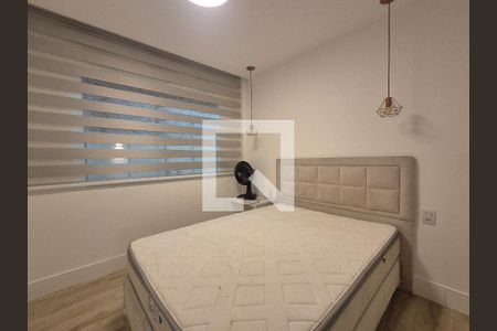 Casa de Condomínio para alugar com 5 quartos, 350m² em Vargem Grande, Rio de Janeiro