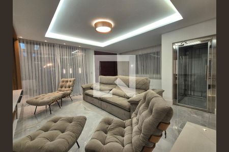 Casa de Condomínio para alugar com 5 quartos, 350m² em Vargem Grande, Rio de Janeiro