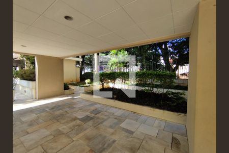 Hall de entrada de apartamento à venda com 3 quartos, 90m² em Cambuci, São Paulo