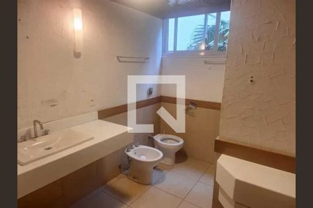 Banheiro de apartamento para alugar com 3 quartos, 255m² em Barra da Tijuca, Rio de Janeiro