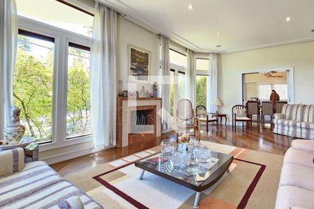 Casa à venda com 5 quartos, 462m² em Tamboré, Santana de Parnaíba