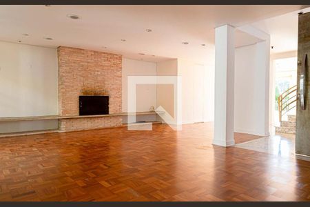 Casa à venda com 4 quartos, 393m² em Pacaembu, São Paulo