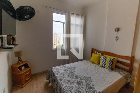 Quarto 1 de apartamento para alugar com 2 quartos, 56m² em Centro, Niterói
