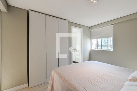 Suíte de apartamento à venda com 3 quartos, 141m² em Funcionários, Belo Horizonte
