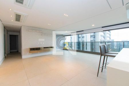 Apartamento para alugar com 3 quartos, 145m² em Jardim Fonte do Morumbi, São Paulo