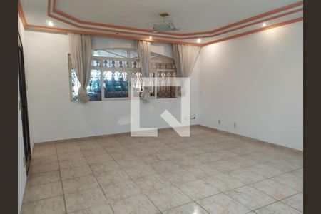Casa à venda com 3 quartos, 266m² em Jardim Nossa Senhora do Carmo, São Paulo