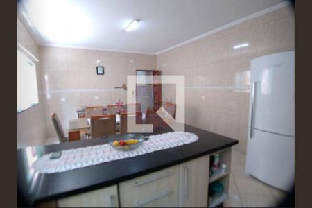 Casa à venda com 4 quartos, 306m² em Cidade Líder, São Paulo