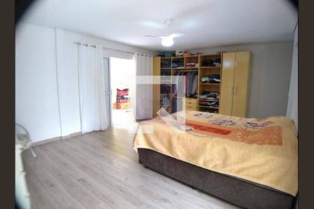 Casa à venda com 4 quartos, 306m² em Cidade Líder, São Paulo