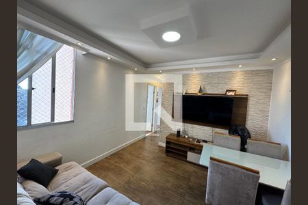 Sala de apartamento à venda com 2 quartos, 55m² em Jardim Roberto, Osasco