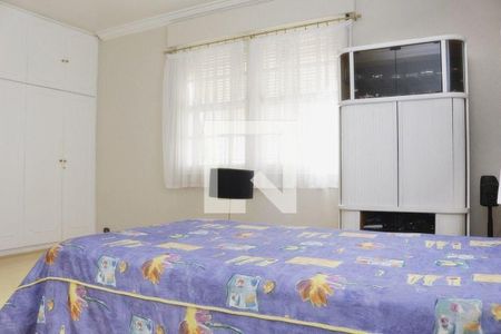 Casa à venda com 4 quartos, 400m² em Pacaembu, São Paulo