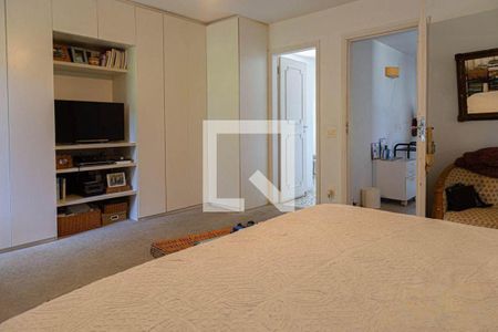 Casa para alugar com 4 quartos, 400m² em Pacaembu, São Paulo