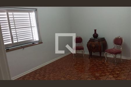 Quarto de casa à venda com 3 quartos, 384m² em Vila Santana II, Jundiaí