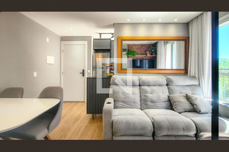 Sala de apartamento à venda com 2 quartos, 40m² em Usina Piratininga, São Paulo