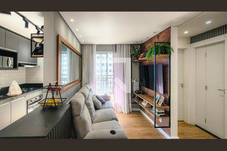 Sala de apartamento à venda com 2 quartos, 40m² em Usina Piratininga, São Paulo