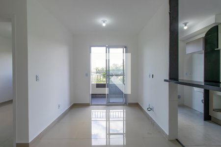 Sala de apartamento para alugar com 2 quartos, 56m² em Jardim Belizário, Cotia