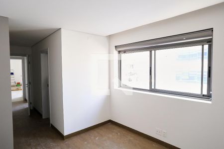 Suíte de apartamento para alugar com 2 quartos, 81m² em Funcionários, Belo Horizonte