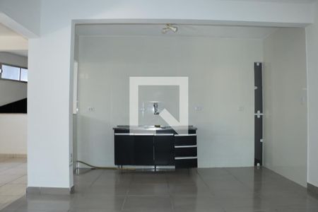 Casa para alugar com 2 quartos, 70m² em Jardim São Bento Novo, Embu das Artes