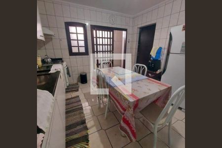 Casa à venda com 5 quartos, 150m² em Vila Dalva, São Paulo