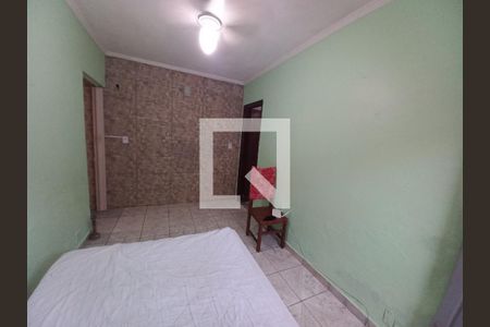 Sala de casa para alugar com 3 quartos, 108m² em Cidade Náutica, São Vicente