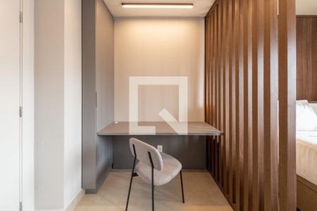 Sala/Quarto de apartamento à venda com 1 quarto, 21m² em Campo Belo, São Paulo