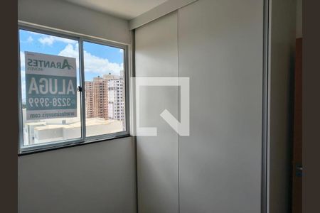 Apartamento para alugar com 2 quartos, 47m² em Jardim Inconfidencia, Uberlândia