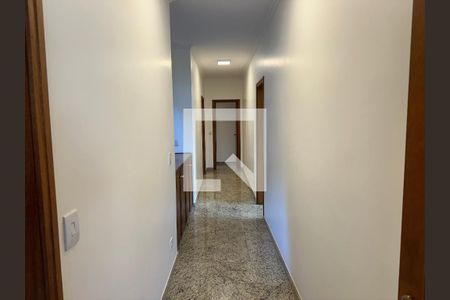 Corredor de apartamento para alugar com 3 quartos, 275m² em Morada dos Pássaros, Barueri