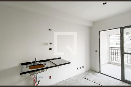 Sala/cozinha de apartamento à venda com 2 quartos, 49m² em Vila Guilhermina, São Paulo