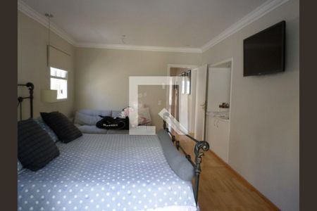 Casa à venda com 4 quartos, 272m² em Vila Sonia, São Paulo