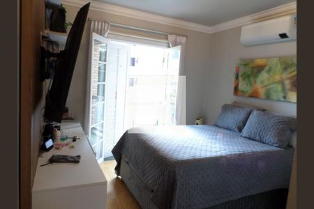 Casa à venda com 4 quartos, 272m² em Vila Sonia, São Paulo