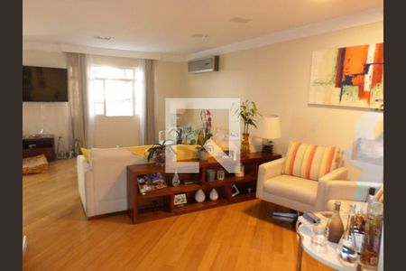 Casa à venda com 4 quartos, 272m² em Vila Sonia, São Paulo