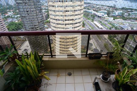 Apartamento para alugar com 2 quartos, 63m² em Barra da Tijuca, Rio de Janeiro
