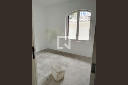 Casa à venda com 4 quartos, 1160m² em Jardim Panorama, São Paulo