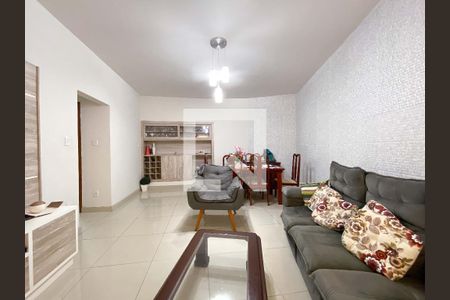 Casa à venda com 6 quartos, 408m² em Califórnia, Belo Horizonte