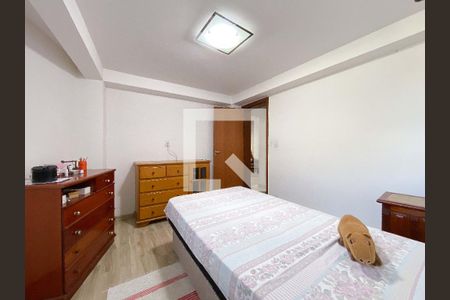 Casa à venda com 6 quartos, 408m² em Califórnia, Belo Horizonte